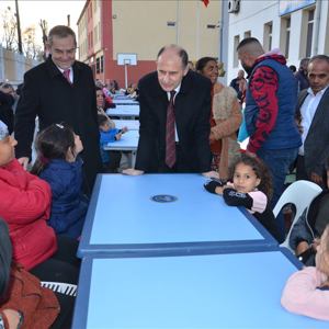 8 Nisan Dünya Romanlar Günü kapsamında; Edirne Merkez Çavuşbey Mahallesinde iftar programı düzenlendi - fotoğraf 3