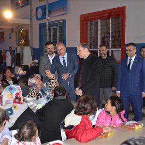 8 Nisan Dünya Romanlar Günü kapsamında; Edirne Merkez Yeniimaret Mahallesinde iftar programı düzenlendi - fotoğraf 3