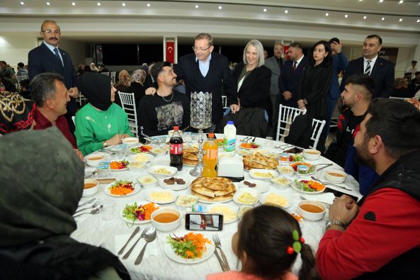 Şehit Aileleri ve Gazilere İftarda Buluştu.