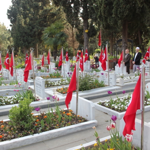 Ramazan Bayramı'nda Şehit Aileleri ve Gaziler Ziyaret Edildi - fotoğraf 3
