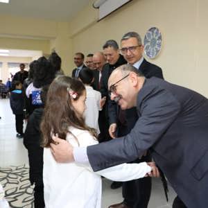 Huzurevi Yaşlı Bakım ve Rehabilitasyon Merkezi Müdürlüğü’nde Bayramlaşma Programı Düzenlendi - fotoğraf 5