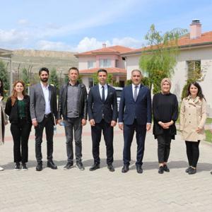İl Müdürümüz Niğde Aile ve Sosyal Hizmetler İl Müdürlüğünü ziyaret etti - fotoğraf 2