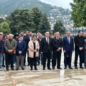 10-16 Mayıs Engelliler Haftası Atatürk Anıtına Çelenk Sunulma Töreni ile Başladı - fotoğraf 2