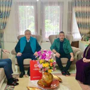 İl Müdürümüz Arif LAÇİN Kıymetli Şehit Ailemizi Anneler Günü'nde Ziyaret Etti - fotoğraf 1
