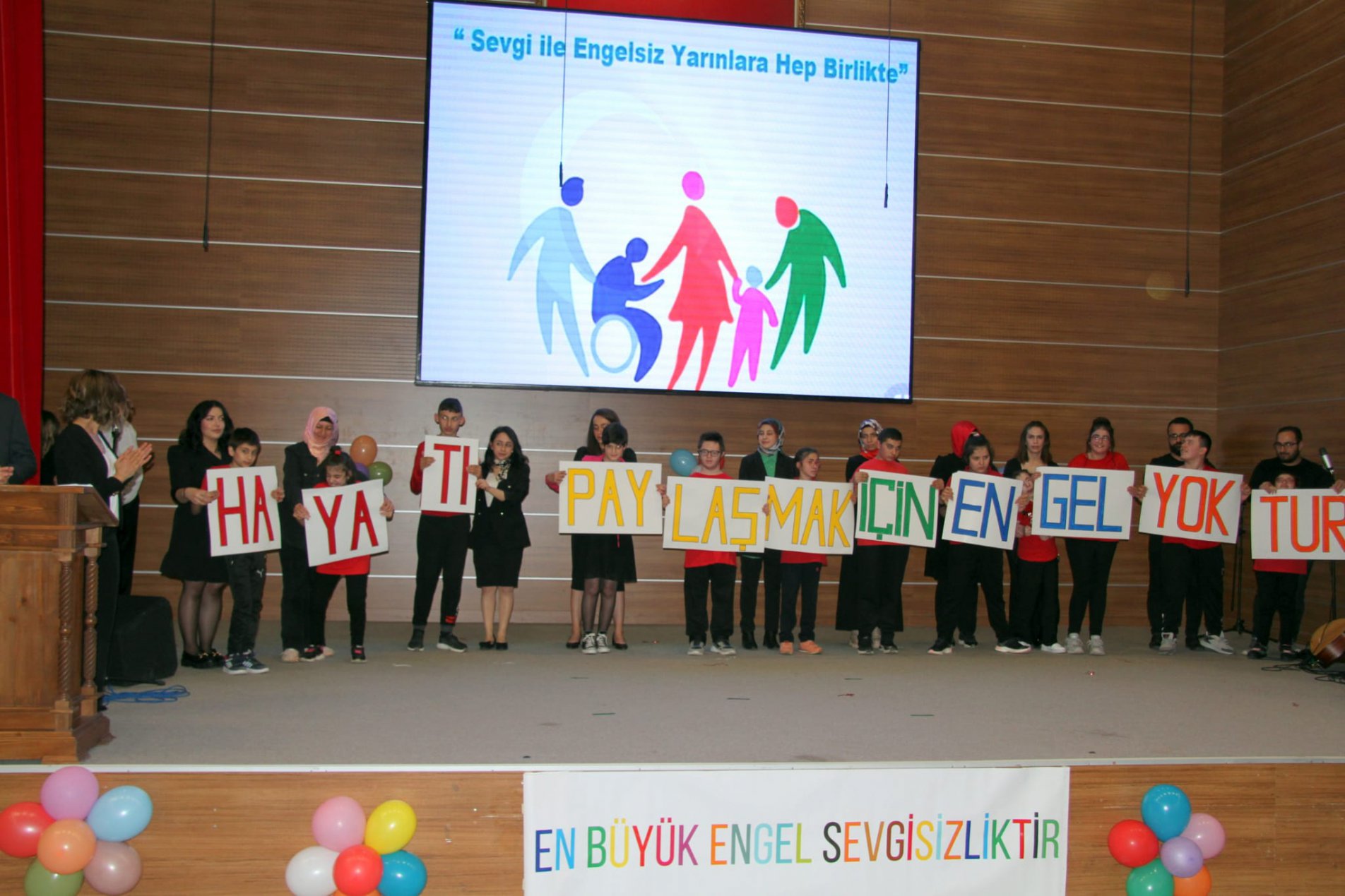 “10-16 MAYIS ENGELLİLER HAFTASI” COŞKUYLA KUTLANDI