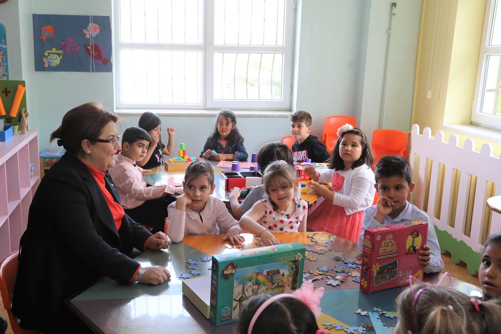 Bakanımız Derya Yanık: "Mayıs ayı içerisinde 561.123.454 TL SED ödemesi yaptık”