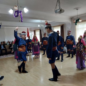Kuruluşlarımızda Hizmet Alan Gençlerimiz Engelliler Haftasını Folklor Gösterisi İle Eğlenerek Geçirdi - fotoğraf 3