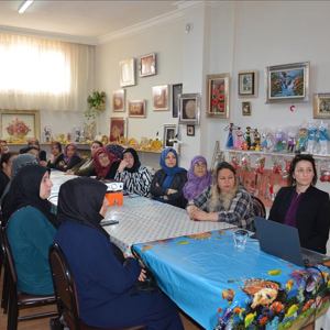 85 Yaşındaki Barlas Ailesinden “Aile ve İletişim” Eğitimi - fotoğraf 4