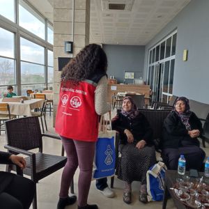 Depremzede aileler "Geleneksel Aile Etkinliği"nde buluştu - fotoğraf 1