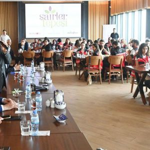 Tarım ve Orman Bakanımız Sayın Vahit Kirişçi Kırmız Yeleklilerle Kahvaltıda Bir Araya Geldi - fotoğraf 2