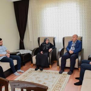 Şehit Annelerimizde Anneler Gününde Ziyaret Edildi - fotoğraf 3