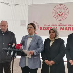  Bakanımız Sayın Derya Yanık Kahramanmaraş'ta Depremzedelerle İftarda Bir Araya Geldi - fotoğraf 8