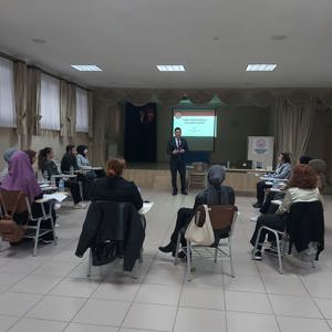 Kadın Hizmetleri Alanında Farkındalık Eğitimi - fotoğraf 2
