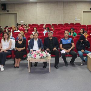 İl Müdürlüğümüzde Okul Destek Projesi kapsamında "Okula Geliş Gidişlerde Görünür Olma" temalı eğitim düzenlendi - fotoğraf 3