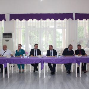 HUZUREVİNDEKİ ÇINARLARIMIZA BABALAR GÜNÜ ZİYARETİ - fotoğraf 1