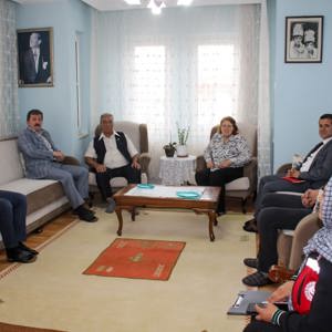 ŞEHİT AİLELERİMİZ VE GAZİLERİMİZE ANLAMLI ZiYARET - fotoğraf 3