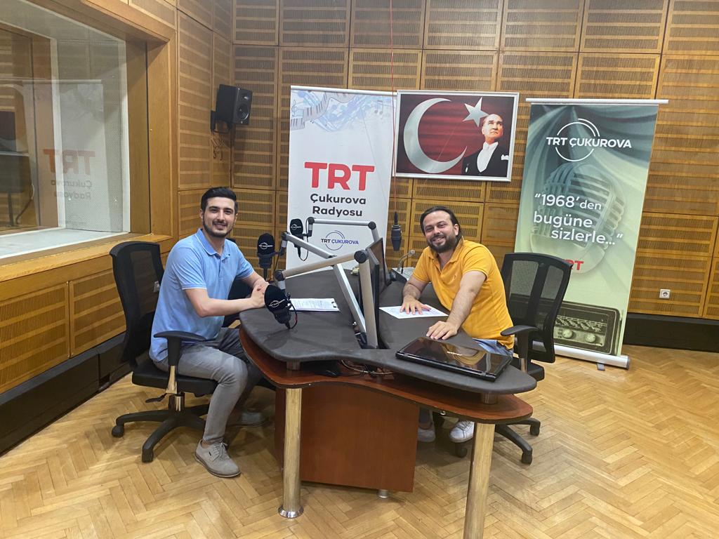 İl Müdürlüğümüz #AileVeToplumHizmetleri Birimi Psikolog Mehmet Serkan Akdağ #TRTÇukurovaRadyosu'nun konuğu oldu ve 'Aile Danışmanlığı,Boşanma Süreci Danışmanlığı ve Bireysel Danışmanlık' hizmetlerimizi anlattı. 