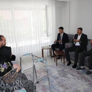 Sayın Valimiz Ali Çelik, Babalar Günü’nü Şehit Babalarıyla Geçirdi - fotoğraf 8