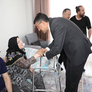 Sayın Valimiz Ali Çelik, Babalar Günü’nü Şehit Babalarıyla Geçirdi - fotoğraf 7