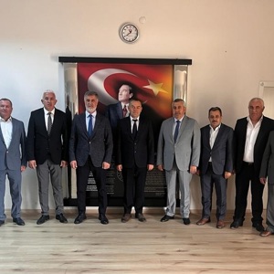Özel Halk Otobüsü Birliği Temsilcilerinden, İl Müdürlüğümüze Ziyaret - fotoğraf 1