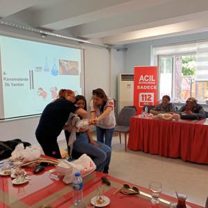 Hizmet Modellerimizden Faydalanan Ailelere Yönelik “İlk Yardım” Eğitimi - fotoğraf 4