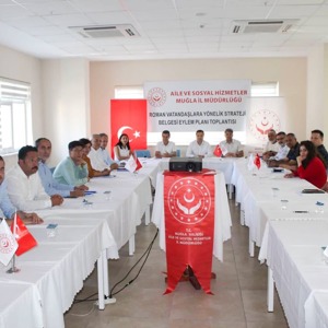 ROMAN VATANDAŞLARIMIZA YÖNELİK YENİ STRATEJİ BELGESİ İL EYLEM PLANI ÇALIŞTAYI TAMAMLANDI - fotoğraf 1