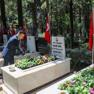ŞEHİTLİĞE BAYRAM ZİYARETİ - fotoğraf 1