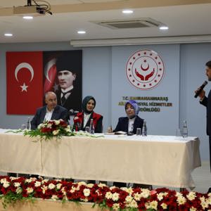 Bakanımız Sayın Mahinur Özdemir Göktaş İl Müdürlüğümüz Toplantı Salonunda Çalışanlarımızla Bir Araya Geldi - fotoğraf 4