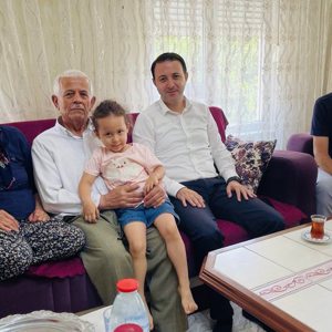 Bakanımız Sayın Mahinur ÖZDEMİR GÖKTAŞ Hanımefendi ve Genel Müdürümüz Sayın Şemseddin YALÇIN “Kurban Bayramı”nda Şehit Ailelerimiz İle Bayramlaştı. - fotoğraf 10
