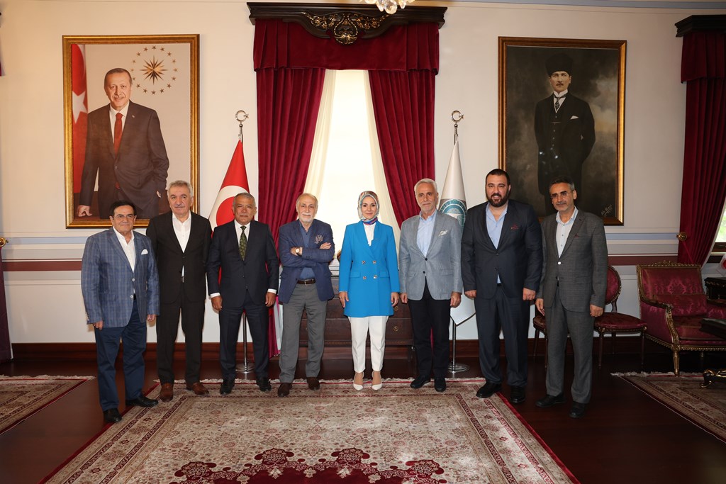 Bakanımız Göktaş, Darülaceze Başkanlığı Aylık Olağan İdare Meclisi Toplantısı'na Başkanlık Etti