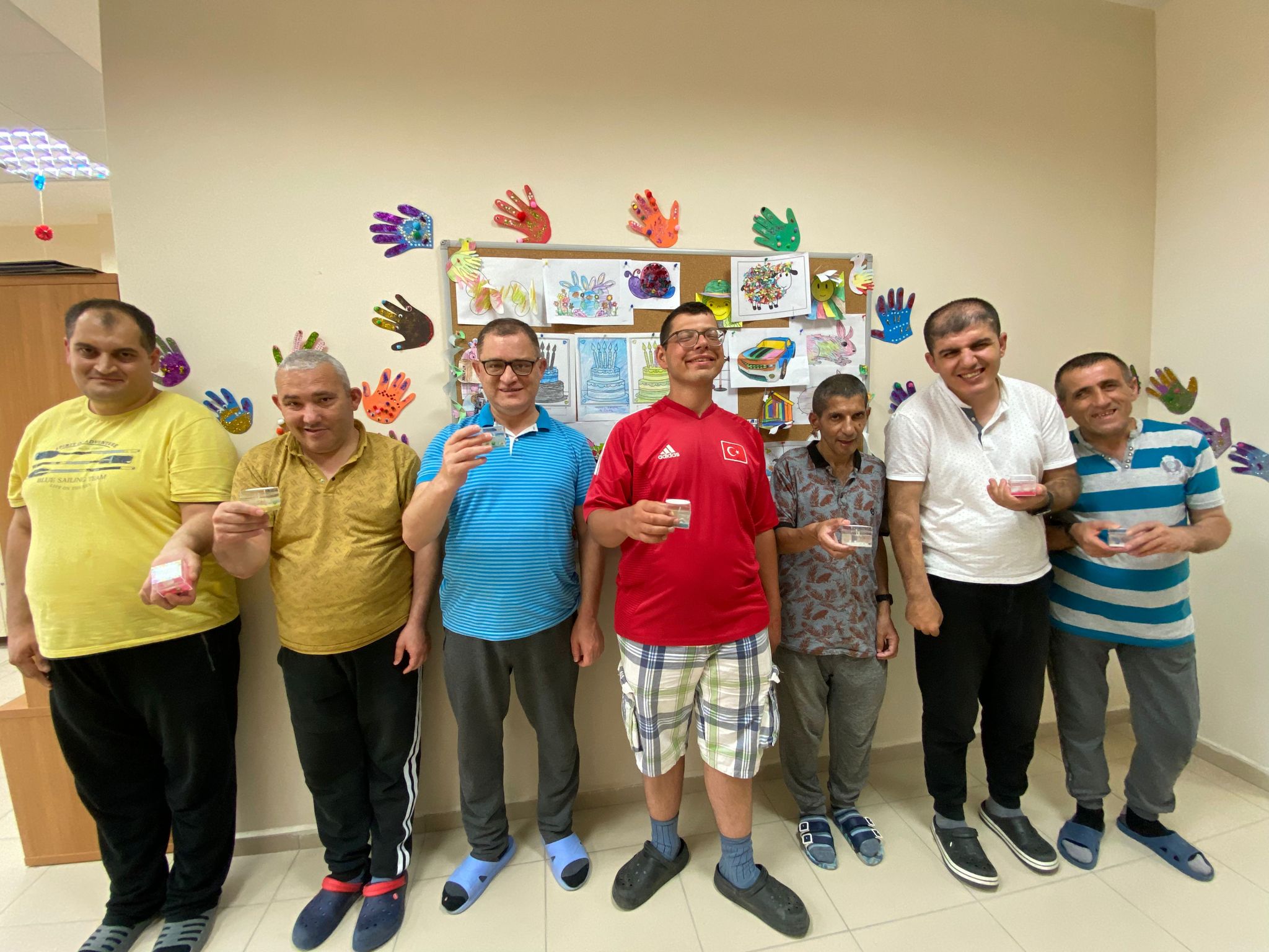 Kırklareli Bakım Rehabilitasyon ve Aile Danışma Merkezi Müdürlüğümüzde Kuruluşumuzun etiketi bulunan üretime yönelik çalışmalarımız devam ediyor.