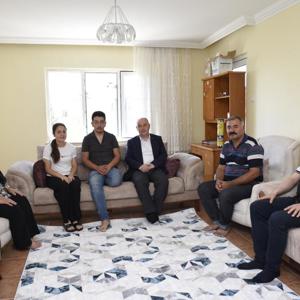 Sayın Valimiz Ömer Faruk Coşkun ve İl Müdürümüzden Bayram Ziyaretleri - fotoğraf 1