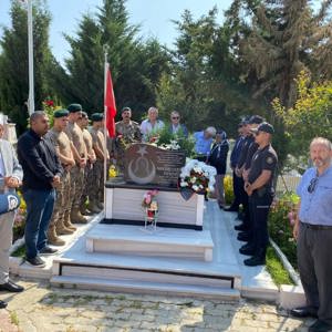 15 Temmuz Demokrasi ve Milli Birlik Günü Kapsamında  Şehitlerimizin Kabirleri Ziyaret Edildi - fotoğraf 11
