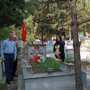 15 Temmuz Demokrasi ve Milli Birlik Günü Kapsamında  Şehitlerimizin Kabirleri Ziyaret Edildi - fotoğraf 31