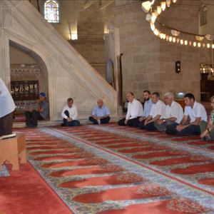 Şehitlerimiz için Mevlid Programı Düzenlendi - fotoğraf 1