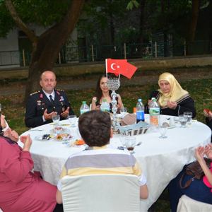 Şehit Ailelerimiz ve Gazilerimiz ile Bir Araya Geldik - fotoğraf 25