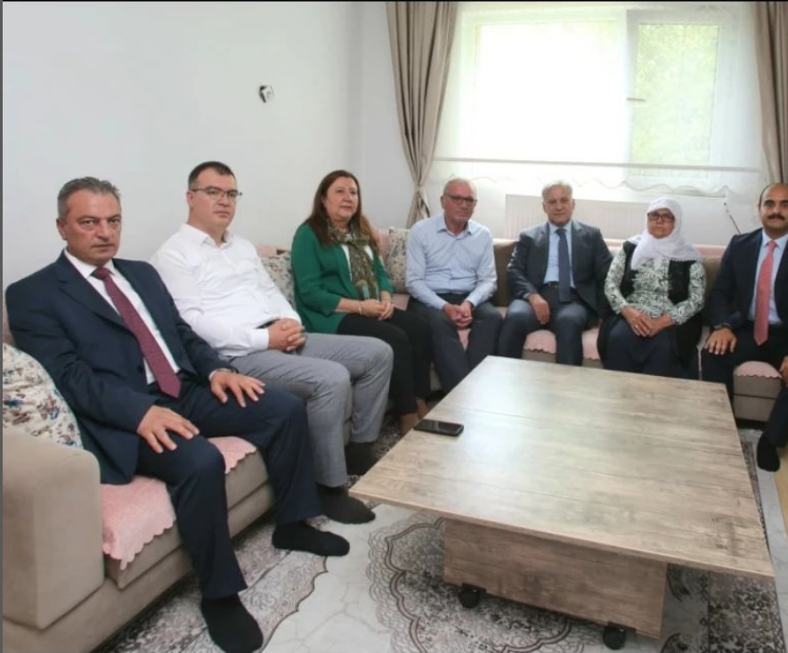 15 Temmuz Şehidimiz Ümit ÇOBAN'IN kıymetli Anne ve Babasını ziyaret.