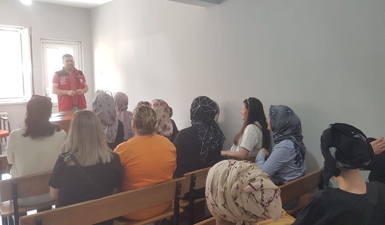 Bulancak Sosyal Hizmet Merkezi AEP Kapsamında Eğitimler Vermeye Devam Ediyor