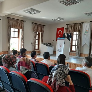 KADINA YÖNELİK ŞİDDETLE MÜCADELE, FİNANSAL OKURYAZARLIK VE ERKEN YAŞTA EVLİLİK SEMİNERİ - fotoğraf 1