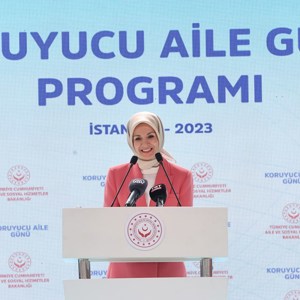 Sayın Emine Erdoğan Hanımefendi ve Bakanımız Sayın Mahinur Özdemir Göktaş Koruyucu Aile Günü Programına Katıldı - fotoğraf 3