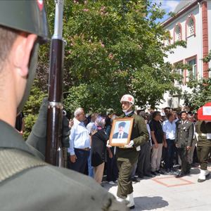 Kıbrıs Gazimiz Kazım PAJO’yu Ebediyete Uğurladık - fotoğraf 8