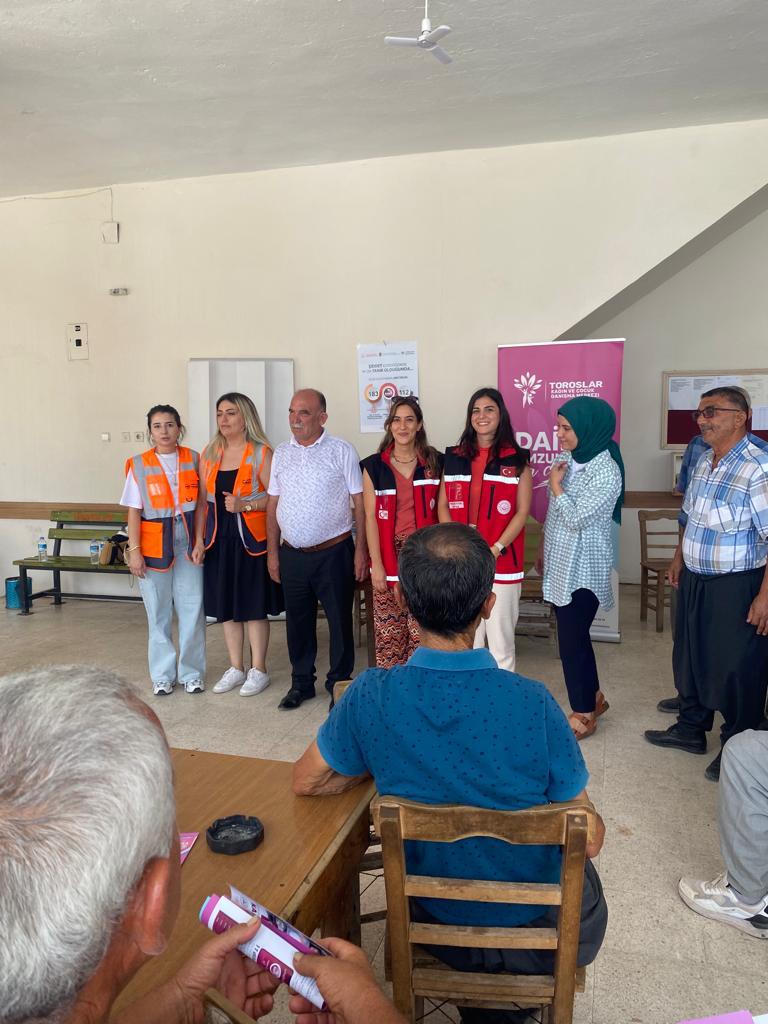 #ToroslarSHM, Kadın İrtibat Birimimiz, Gözne ve Ayvagediği Mahallesi kahvehanelerindeki erkek vatandaşlarımıza ''Kadına Yönelik Şiddetle Mücadele ve Erken Yaşta Zorla Evlilikle Mücadele'' konularında  eğitim verdi.