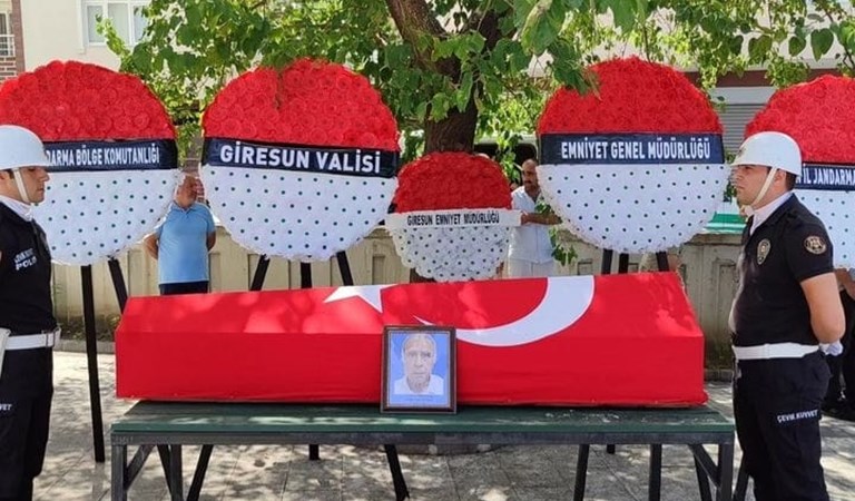 Şehit Polis Memuru Murat MİMİROĞLU'nun muhterem babası Mustafa MİMİROĞLU son yolculuğuna uğurlandı
