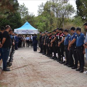 Şehit Komiser Cem KERMAN Kabri Başında Anıldı - fotoğraf 4
