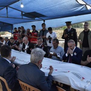 Şehidimiz J.Asb.Kd.Çvş. Mustafa Tatlı Dualarla Ebediyete Uğurlandı - fotoğraf 11