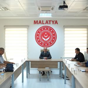 İl Müdürümüz Sayın Galip SÖKMEN başkanlığında çocuk hizmetleri değerlendirme toplantısı gerçekleşti - fotoğraf 1