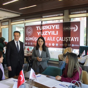 Aile ve Sosyal Hizmetler İl Müdürlüğü Koordinasyonunda Aile Çalıştayı Düzenlendi - fotoğraf 13