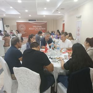AİLENİN KORUNMASI VE GÜÇLENDİRİLMESİ YALOVA İL EYLEM PLANI (2025-2028) ÇALIŞTAYI GERÇEKLEŞTİRİLDİ. - fotoğraf 4