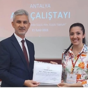 Ailenin korunması, güçlendirilmesi ve sosyal refahının arttırılması için Antalya Aile Çalıştayı düzenlendi - fotoğraf 3