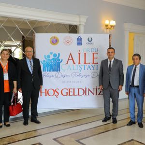 Türkiye Yüzyılında “Aile’ye Değer, Türkiye’ye Değer” Aile Çalıştayı düzenlendi. - fotoğraf 18